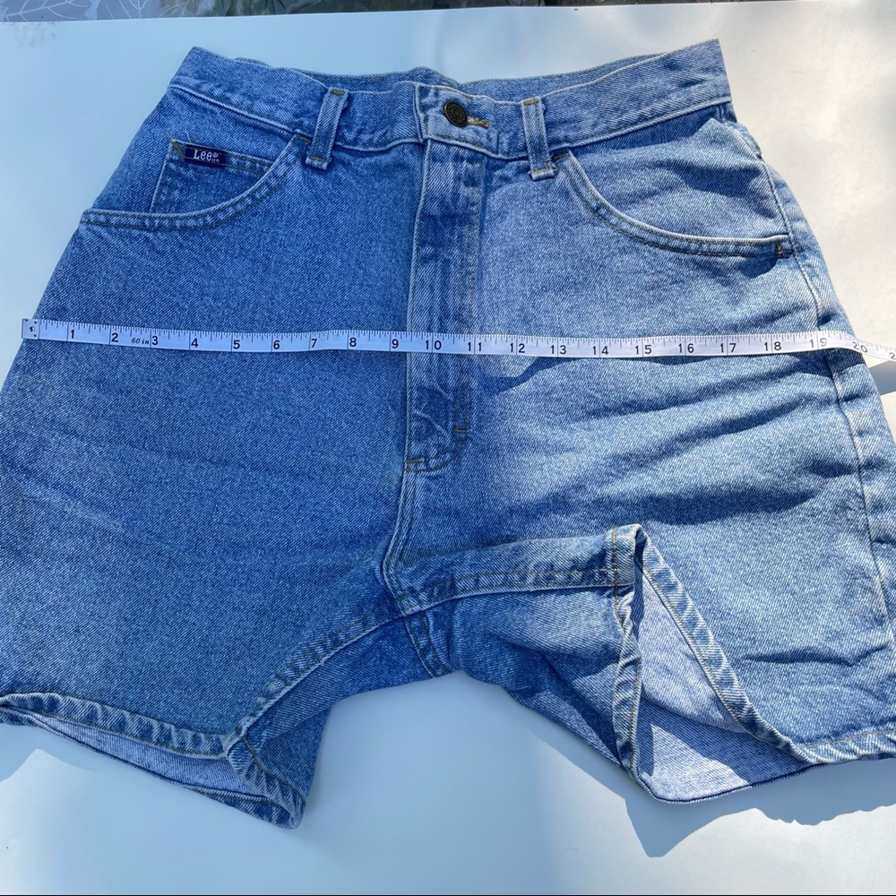 90s Mom Jean Shorts High Waisted Lee Brand 100% cotton, authentic, medium wash - Picture 13 of 14